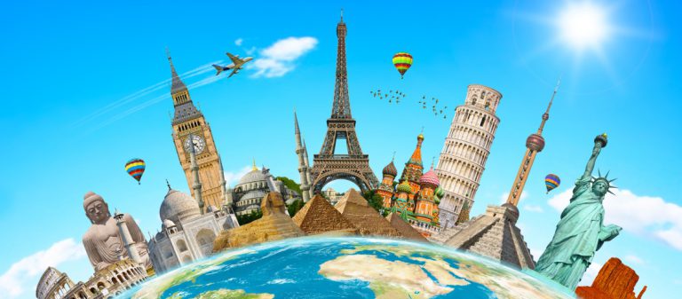 Famous,Monuments,Of,The,World,Grouped,Together,On,Planet,Earth
